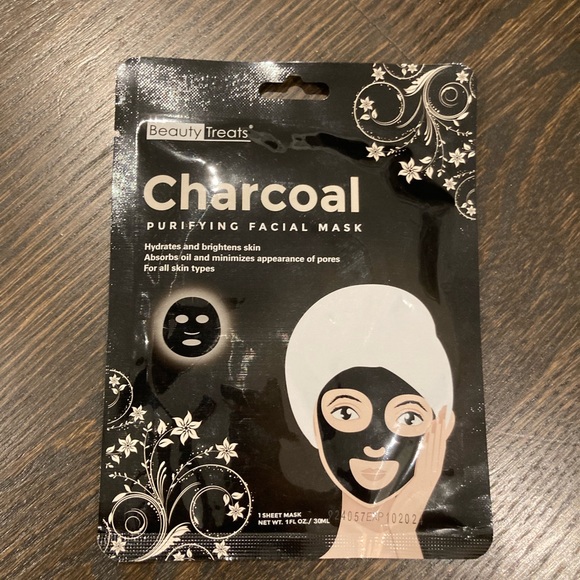 6 pc lot accessories - hair, sock, purse, tote bag, and face mask - Picture 9 of 10